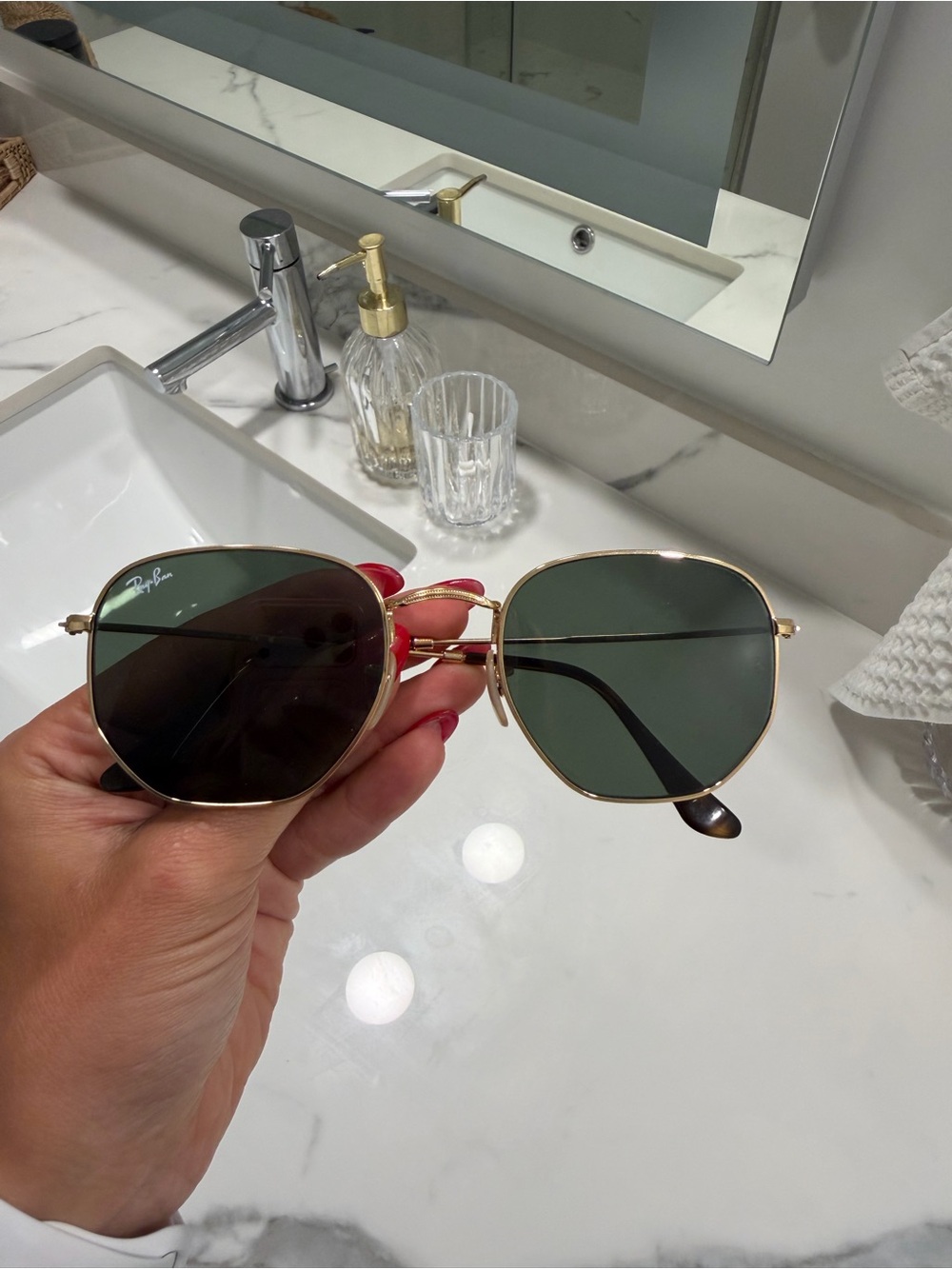 Ray-Ban Women's Gold Frame with Green Lenses Sunglasses